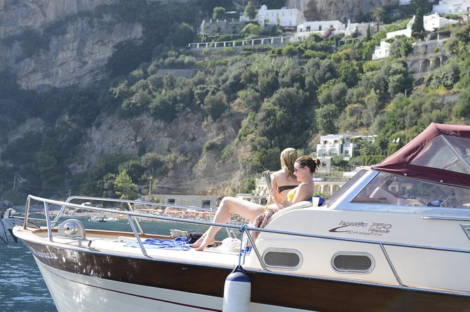 Capri Boat tour from Positano with Light Lunch, Drinks & Swim - Cruising the Sorrento Coast Before You Even Hit Capri