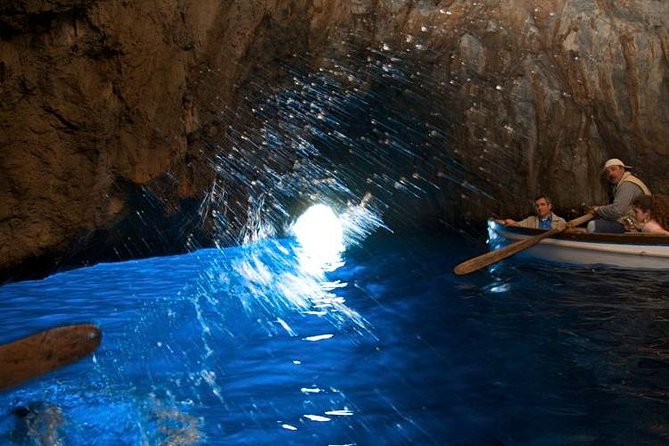 CAPRI - DIY Day Trip Package - BoatTour, BlueGrotto,Bus&Lunch - Anacapri by Bus: Quick Jump, Then a Real Lunch at La Giara