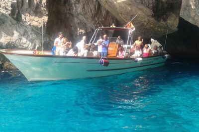 CAPRI - DIY Day Trip Package - BoatTour, BlueGrotto,Bus&Lunch - The Boat Tour and the Blue Grotto Stop: What You Actually Get