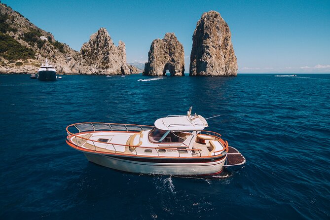Capri Private Boat Day Tour from Sorrento, Positano or Naples - Transfers from Sorrento, Positano, or Naples: where the day can shine or snag