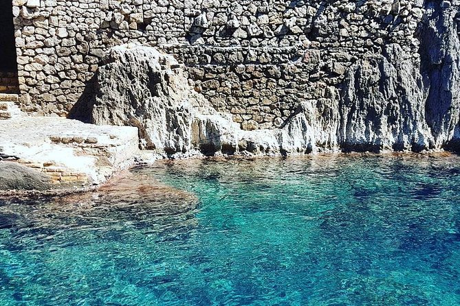 Capri Small-Group Boat Day Tour from Sorrento - FAQ