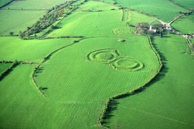 Celtic Boyne Valley & Ancient Sites Day Tour From Dublin - Loughcrew Cairns: Passage Tomb Rock Art, Tight Footing, and a Real Climb