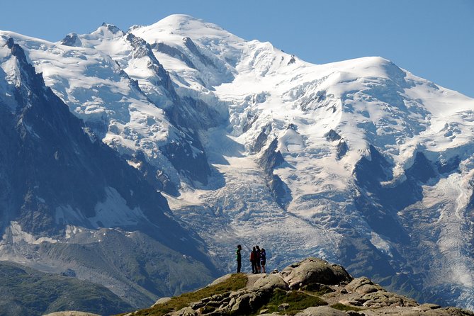 Chamonix & Mont Blanc Panoramic Sky-Glass Bus Guided Day Trip - Chamonix free time: what you can actually do with about an hour