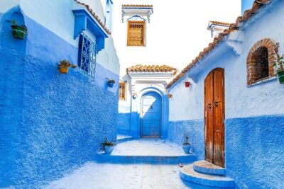 Chefchaouen the Blue City Full-Day Trip from Casablanca - 7:00 am pickup and the ride out: comfort on the long road