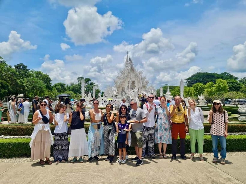 Chiang Mai: Chiang Rai Famous Temples & Hot Springs Day Trip - The Big Driver: A 12–13 Hour Schedule That Stays Busy