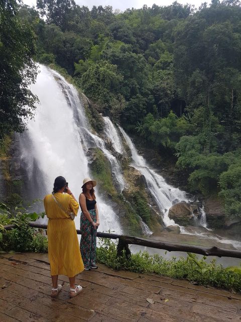Chiang Mai: Doi Inthanon Park Day Trip with Kiw Mae Pan Hike - Transport, timing, and the small-group advantage