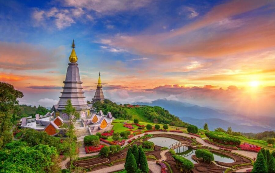 Chiang Mai: Doi Inthanon Park with Kew Mae Pan Hike Day Trip - Who should book this trip, and who should skip it