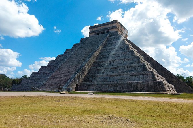 Chichen Itza Day Trip Exclusive Nool-Ha Cenote & Valladolid Visit - Kaua stop: buffet lunch plus a stone workshop break