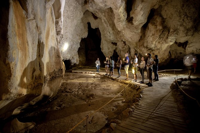 Chillagoe Caves and Outback Day Trip from Cairns - Out of Cairns Early: The 6:30am 4WD Reality Check