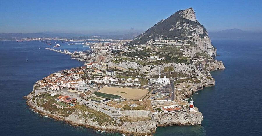 Costa del Sol: Gibraltar Day Trip with Optional Rock Tour - Meeting points in Málaga/Costa del Sol: plan to arrive early