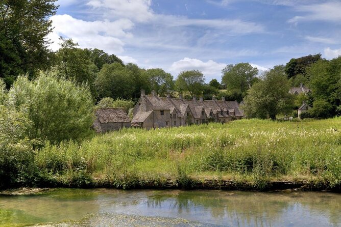 Cotswolds Day Trip from London with Optional Village Lunch - Price and what you actually get for $109.62