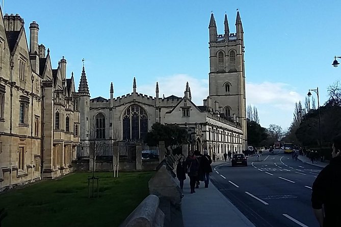 Cotswolds Villages and Oxford Full Day Tour from London - Oxford University sights: what you really get with the guided walk
