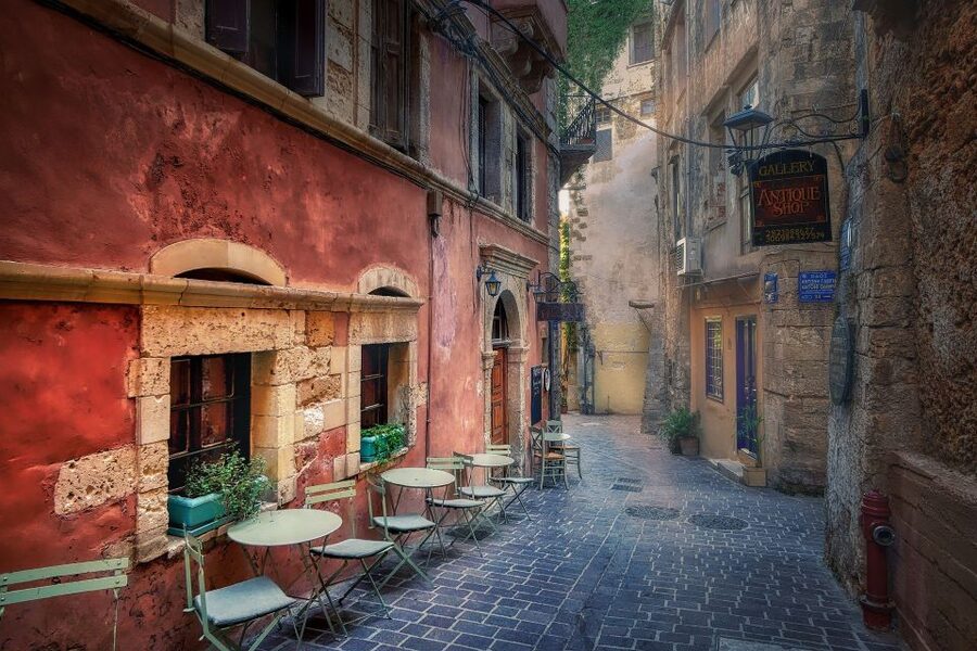 Crete: Rethimno, Chania, and Kournas Lake Day Trip - Getting Picked Up: Coach Comfort and Clear Meeting Times