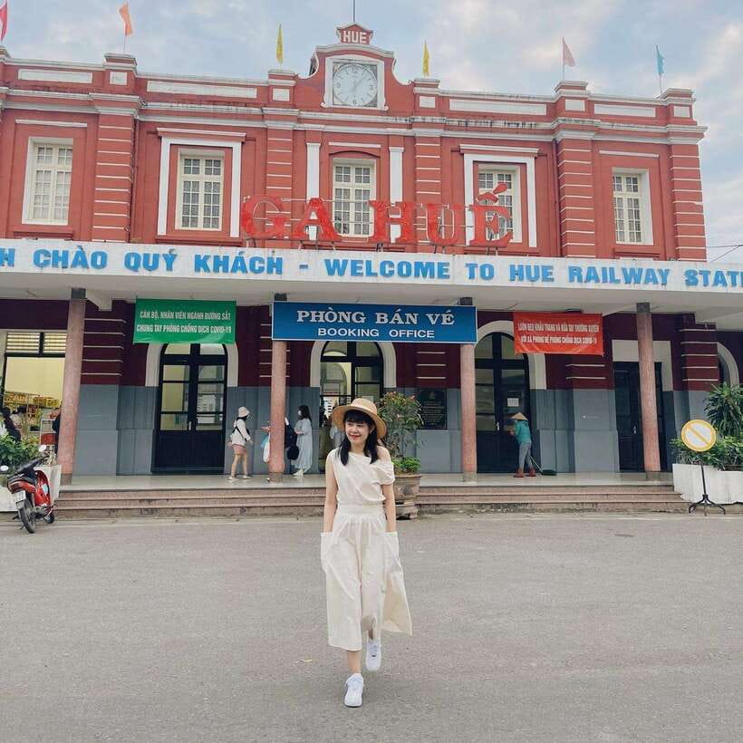 Da Nang: Hue Imperial Day Trip, Hai Van Pass Train, & Lunch - Comfort, Seating, and Getting the Best Views on the Train