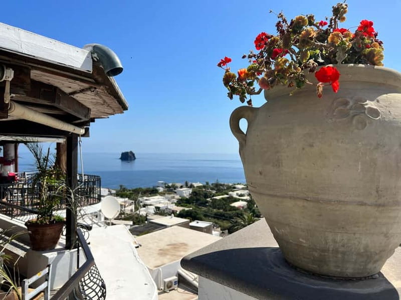 Da Tropea: Day Trip with Vulcano Lipari Stromboli - Vulcano (Arrive 10:15): Thermal Mud, Black Beaches, and Short Walks