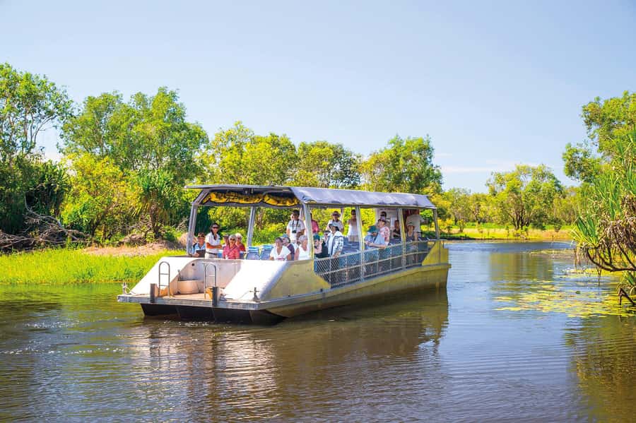 Darwin: Kakadu & Nourlangie Day Trip Plus Billabong Cruise - The coach ride, timing, and what to bring for a Territory day