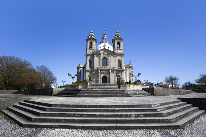 Day Trip Braga and Guimarães from Porto - Guimarães Castle: the tenth-century symbol with big views