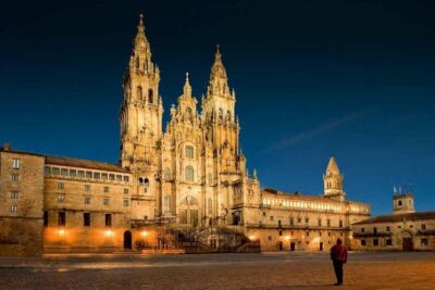 Day Trip from Porto to Santiago de Compostela and Valença - What you learn on the road (and why it improves the cathedral visit)