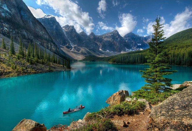 Day Trip: Lake Louise, Moraine Lake, Emerald Lake, Banff - Key Things That Make This Tour Work in One Busy Day