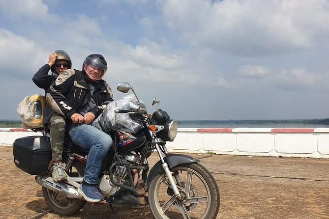 Day Trip Motorbike Tour in Hai Van Pass. - The Hai Van Pass moment: famous road, serious turns