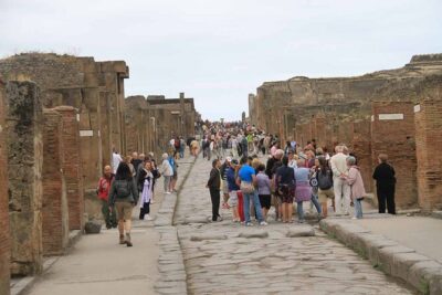 Day Trip of Pompeii, Sorrento and Positano from Naples/Salerno - Getting Started: Naples Pickup and the Salerno Cruise Catch