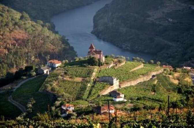 Day Trip Through the Enchanting Douro Valley #DuckSideOfPorto - Key things that make this Douro Valley day click