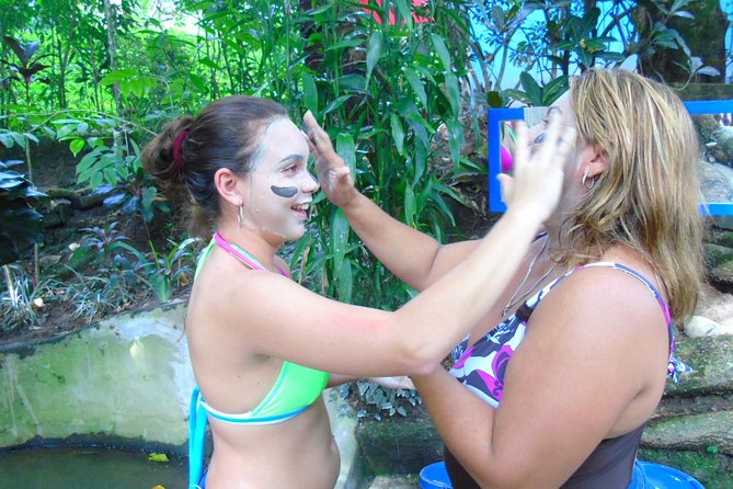 Day Trip to El Valle Anton from Panama City - El Nispero Zoo and the golden frog conservation stop