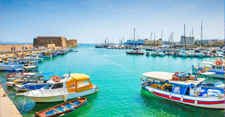 Day Trip To Heraklion City Center & Market & CretAquarium - Pickup, buses, and the real timing of your 7 hours