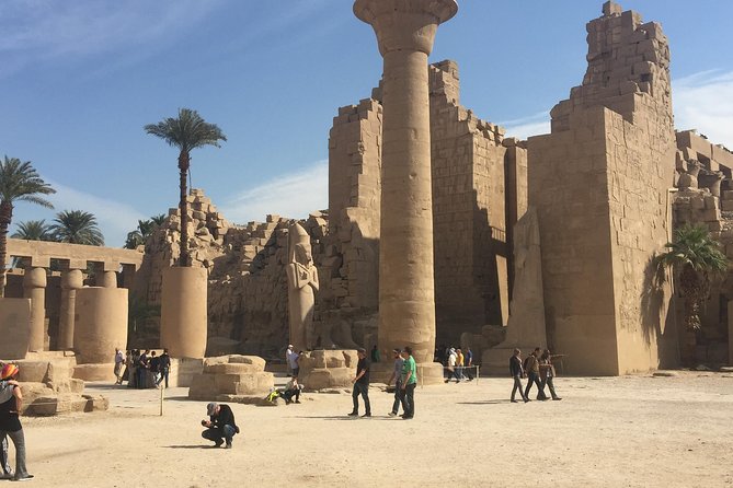 Day Trip to Luxor from Hurghada with Hotel Pickup and Lunch - Valley of the Kings: where timing and heat really matter