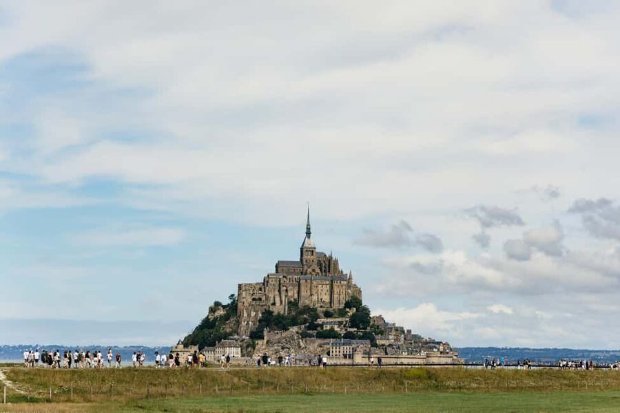 Day Trip to Mont-Saint-Michel from Paris - The Abbey of Mont-Saint-Michel: Gothic Architecture With Serious Step Cred