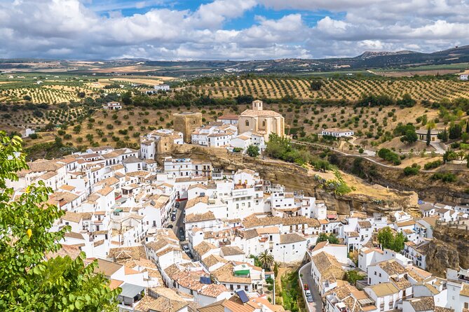 Day trip to Zahara, Setenil and Ronda from Seville - Guides Matter: Daniel, Stella, and the Rest of the Rotation