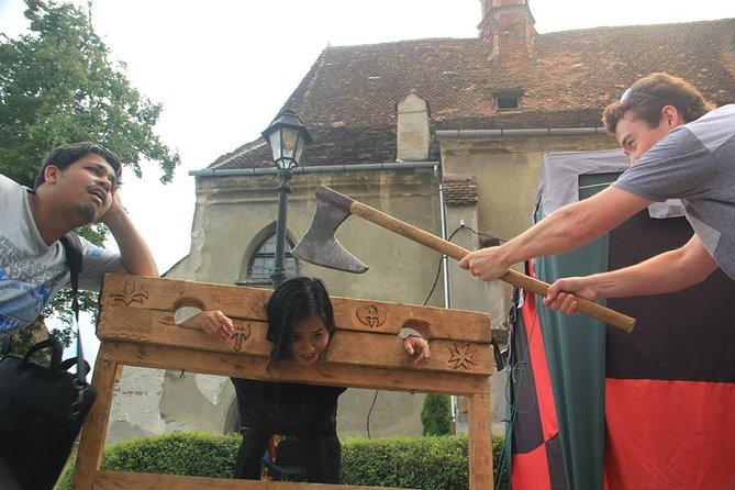 Day trips and excursions in nature, cities in Transylvania, Brasov! - Black Church and the Religious Big Hits in One Route