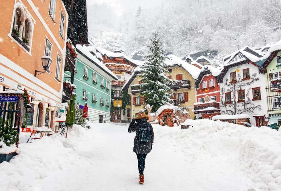 Day trips from Vienna: Hallstatt & Salzburg Guided Tour - A Fairytale Lake Town and Mozart City in One Long Day