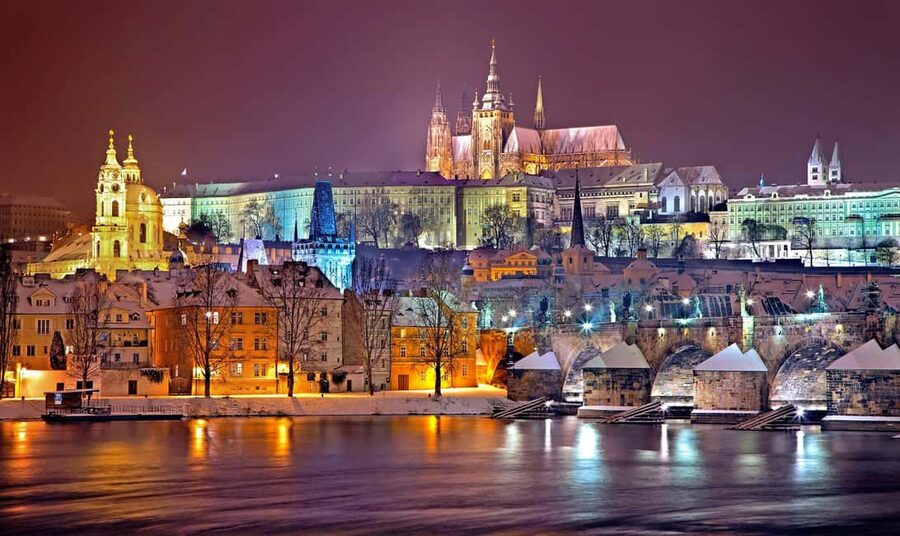Day trips from Vienna: Prague One Day Guided Tour - Vienna to Prague by van: what a 12–13 hour day is really like