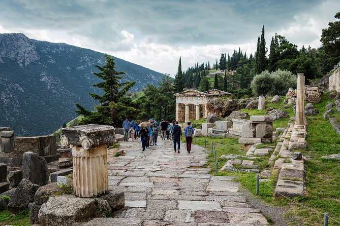 Delphi English Day Trip from Athens with Official Guide - Delphi’s Museum Stop: The Sculptures You’ll Want to See Up Close