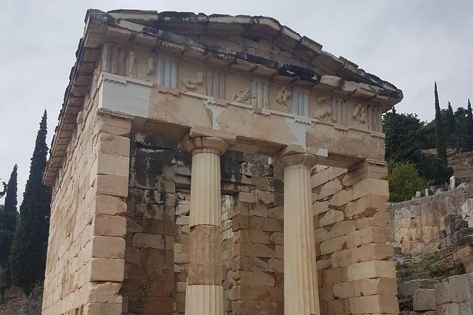 Delphi Guided Small Group Day Tour from Athens - Getting to Delphi from Athens: early pickup and the long van ride