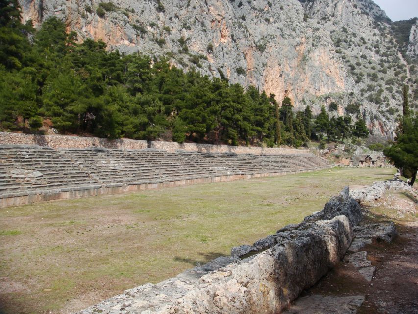 Delphi Small-Group Day Trip From Athens - Morning pickup and the Beotia drive: part of the experience