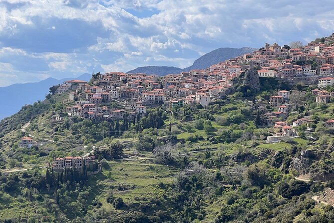Delphi & Thermopylae Full Day Private Tour from Athens - Delphi Village Lunch With Views Over the Gulf