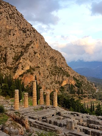 Delphi & Thermopylae Full Day Private Tour from Athens - Price and Logistics: What $338.76 Per Person Really Covers