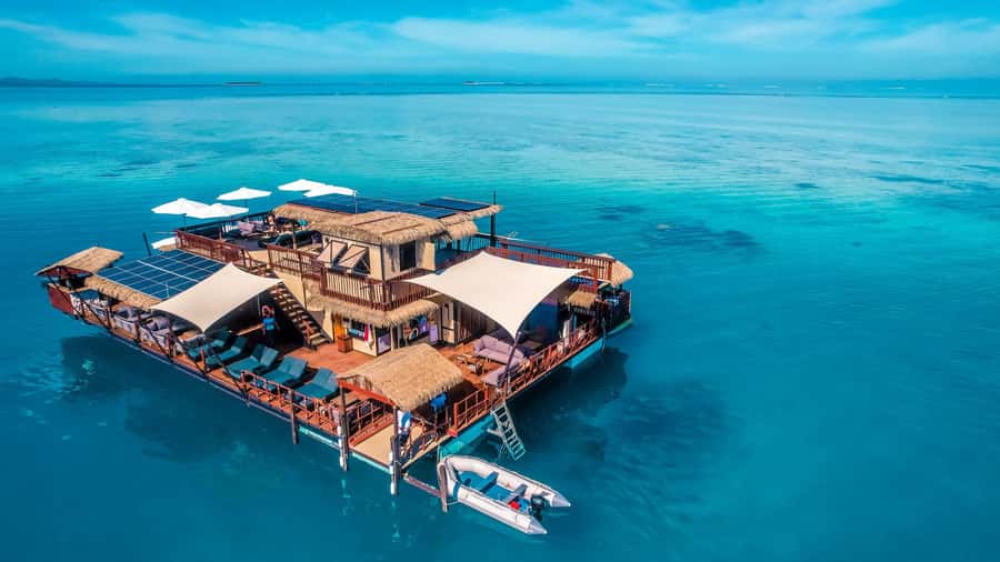 Denarau: Seventh Heaven Floating Bar Day Trip - Key things that make Seventh Heaven special