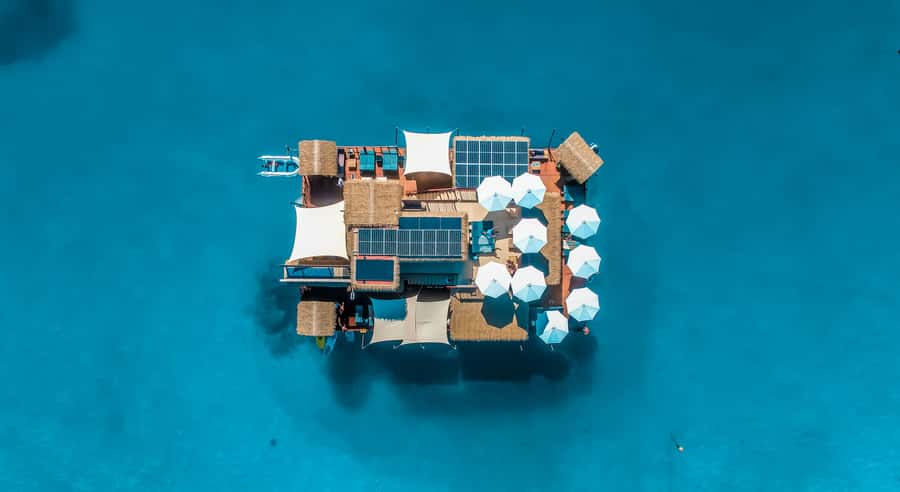 Denarau: Seventh Heaven Floating Bar Day Trip - Floating bar comfort: showers, bathrooms, sundecks, and platform time