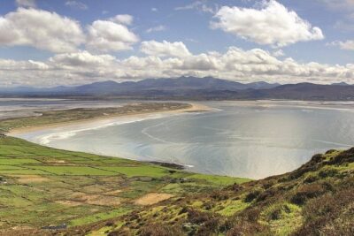Dingle Peninsula Day Tour from Cork: Including The Wild Altanic Way - Inch Beach: the 3-mile Atlantic break you’ll remember