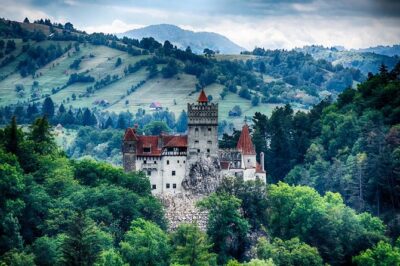 Dracula's Castle, Brasov and Peles Full-Day Tour from Bucharest - Start Line at University Square: 7:00 am Means No Sleeping In