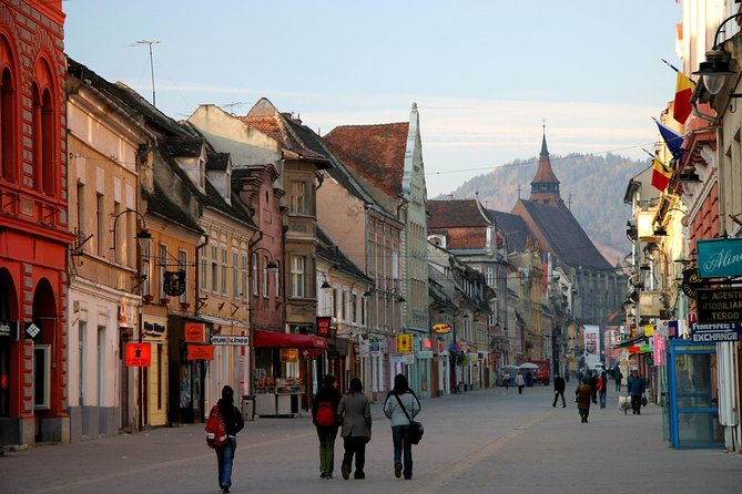 Dracula's Castle, Peles Castle and Brasov Day Trip from Bucharest - Guides can make or break the pace: the human factor