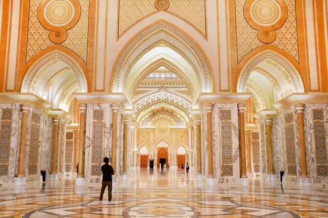 Dubai to Abu Dhabi Day Trip: Grand Mosque, Palace & Etihad Towers - Why this Abu Dhabi day trip works from Dubai