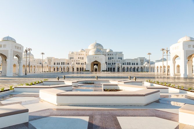 Dubai to Abu Dhabi Day Trip: Grand Mosque, Palace & Etihad Towers - Etihad Towers observation deck: city views in 45 minutes