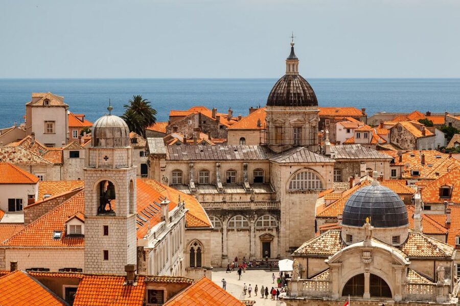 Dubrovnik Day Tour from Split or Trogir - Eating in Dubrovnik: Croatian Tavern Lunch, Plus the Realistic Budget