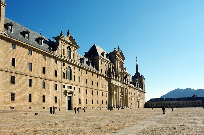 El Escorial, Valley and Toledo Day Tour from Madrid - Toledo old town walking tour: where the city feels like a maze (in a good way)