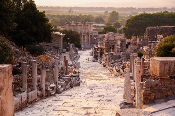 Ephesus and St. Mary's House Day Trip from Izmir with Lunch - The Roman highlights: theater areas and the Library of Celsus