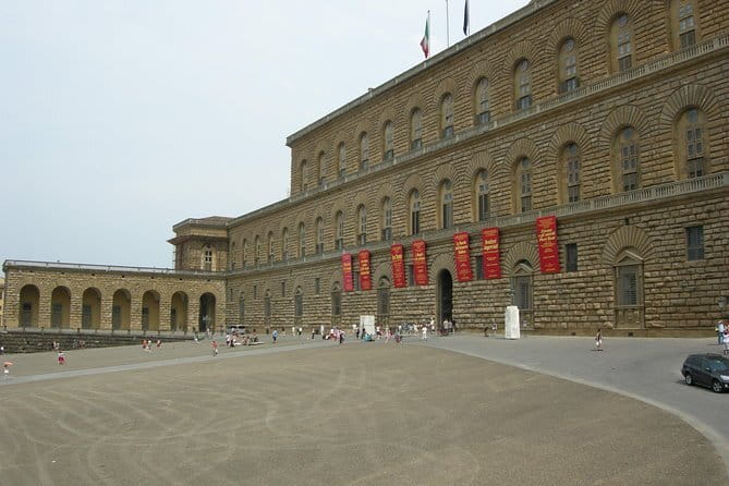 Exclusive Cinque Terre Day Trip from Florence - Riomaggiore: Colorful Harbor Views Without the Chaos